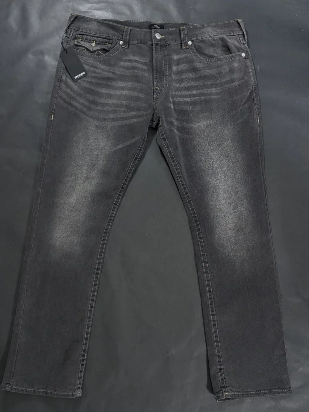 $204 True Religion Ricky Flap Relaxed Straight Jeans Size 44 44x34 Grey
